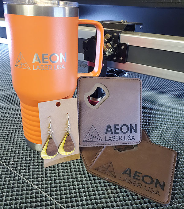 Custom Tumbler, Earrings, and coasters with 退休工龄工资新规定 logo engraved